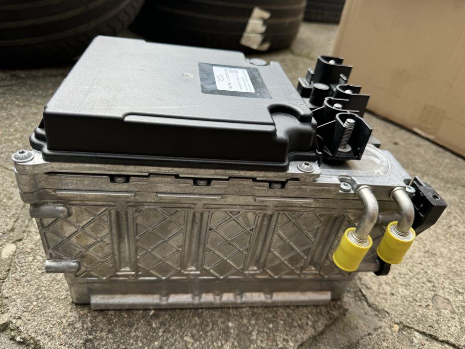 Akumulator rozruchowy 48V Mercedes C W206