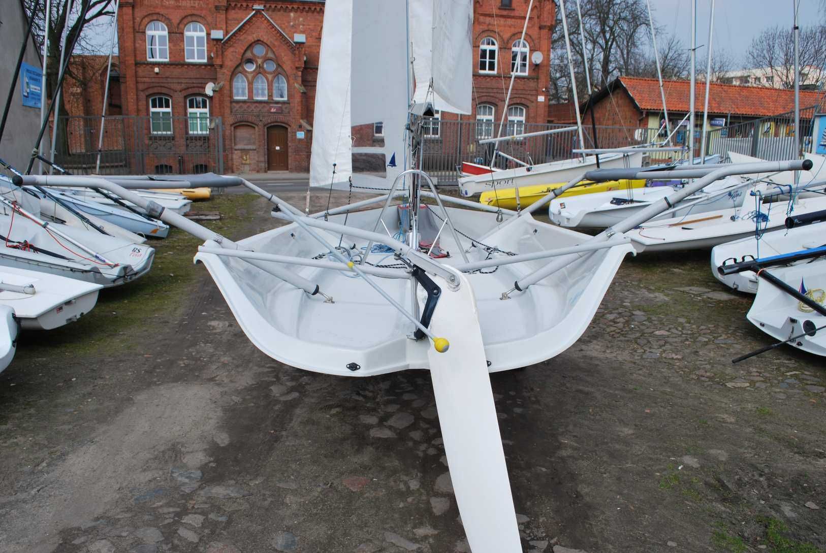 Łódź żaglówka skiff Topper Breeze 6.0, 6m+ wózek slipowy i przyczepa