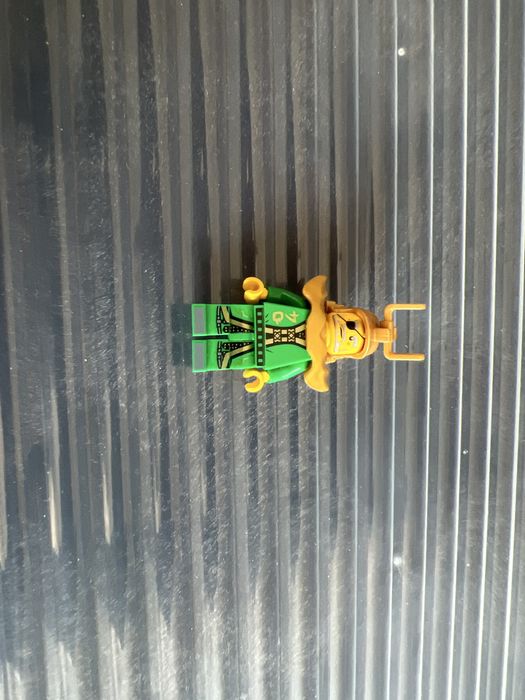 Lego ninjago Hutchins