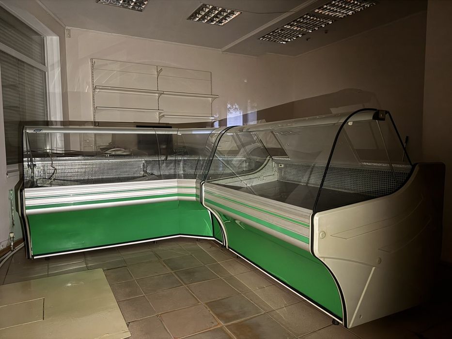 Продам холодильні вітрини