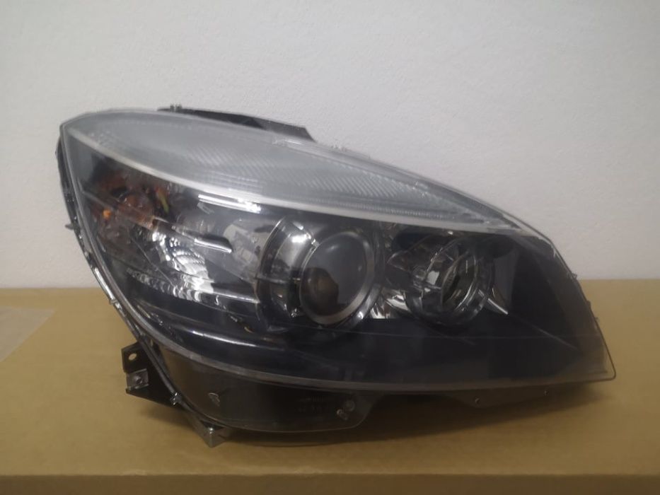 Farol Mercedes CLC CL203 COMPLETO