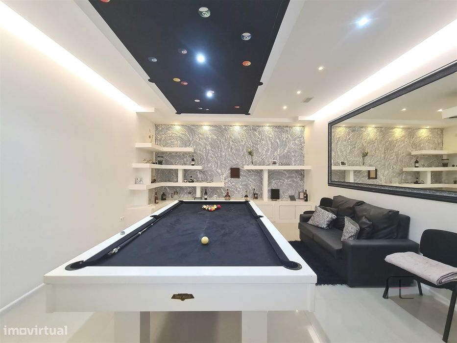 Exclusivo em Espinho: Viva a Passos da Praia!