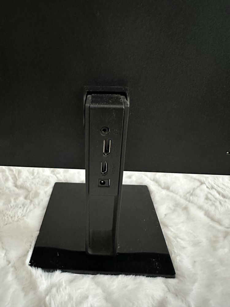 Monitor AOC 24V2Q
