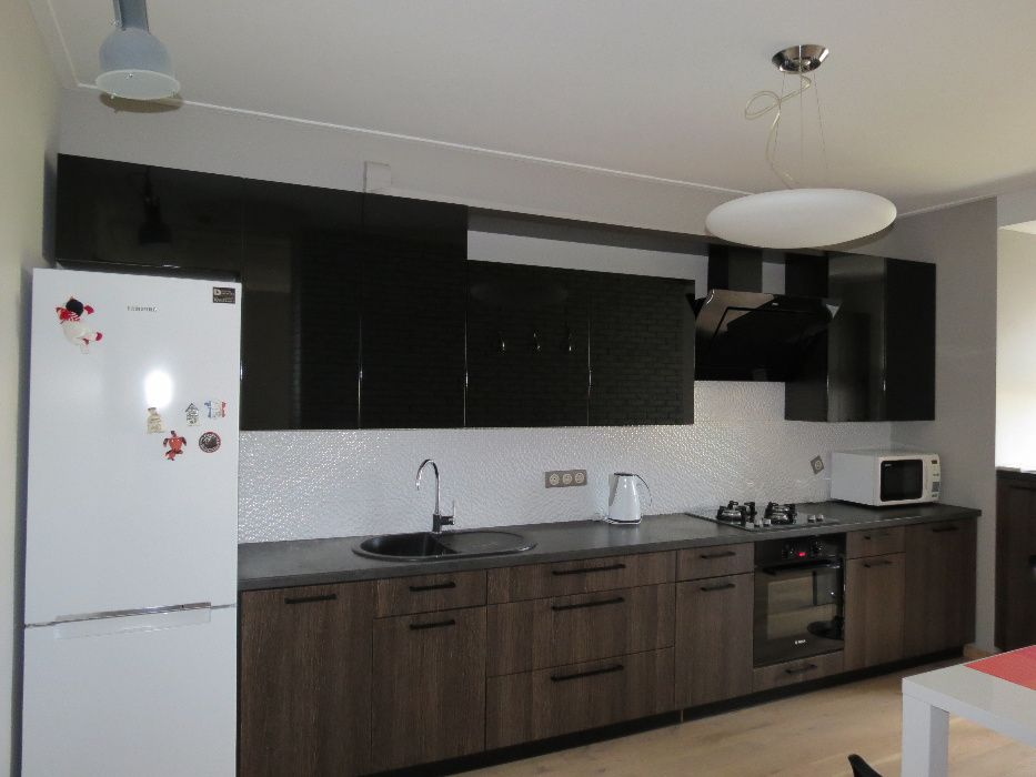 Уютная квартира возле Порт Сити , Автовокзал,Ж/Д , Smart TV