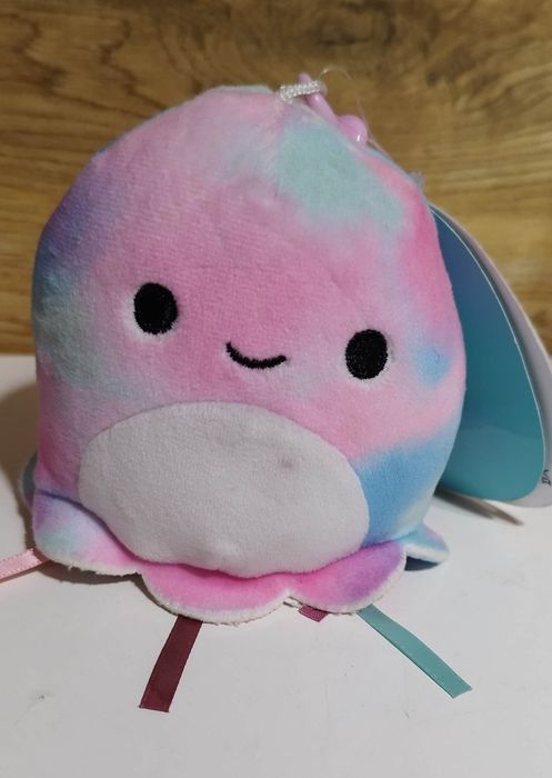 SQUISHMALLOWS Brelok Maskotka ośmiornica Krisa Clip On Pluszak 9cm