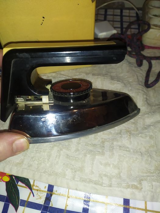 Утюг дорожный...