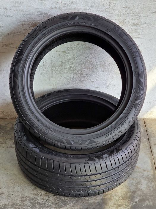 2 Pneus NEXEN Semi Novos 225/45R17
