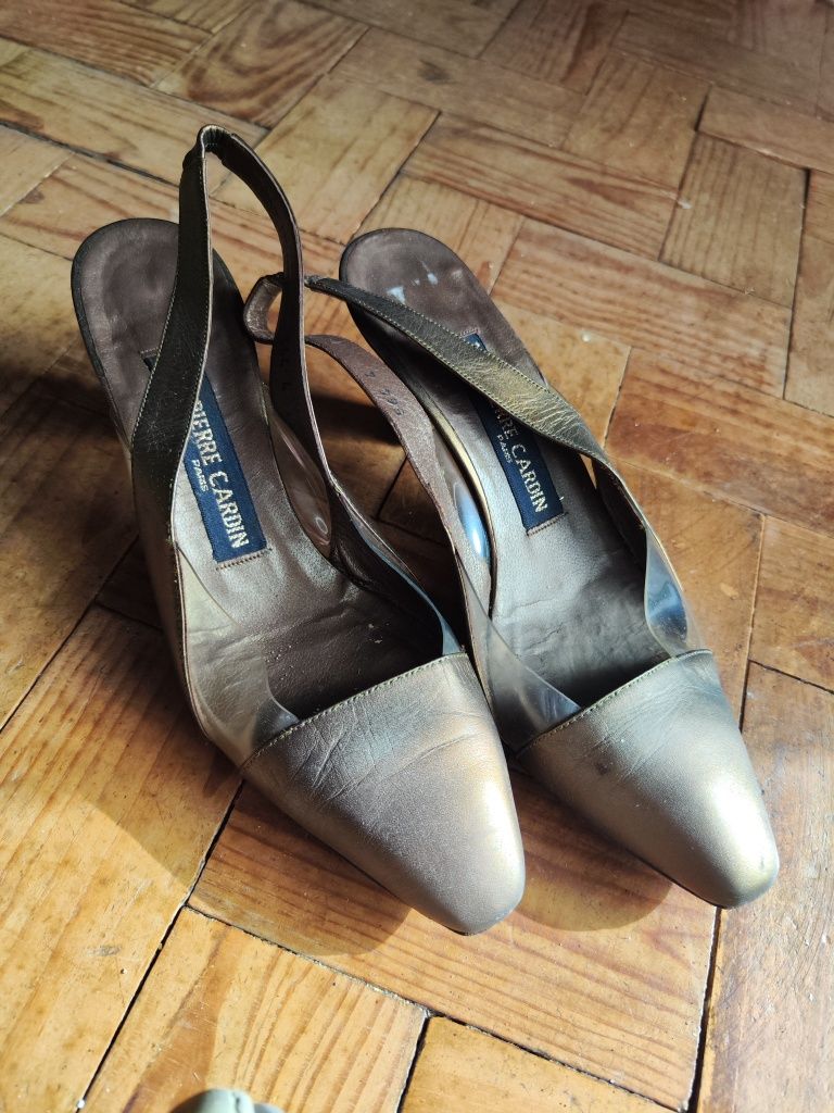 Sapatos de senhora Pierre Cardin
