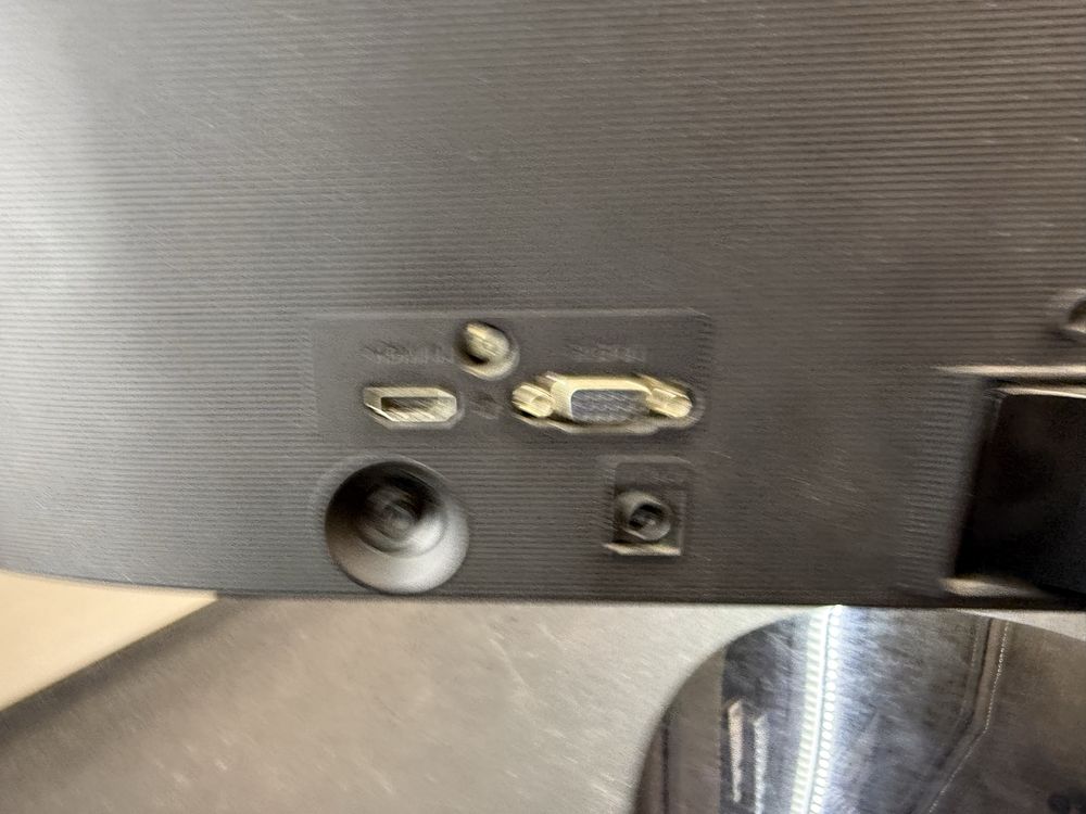 Monitor Samsung 24 cale, bdb stan, mode S24F350FHU, HDMI
