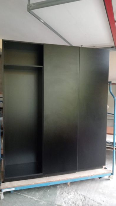 Szafa czarna duza 1740 x 470 x 2120 mm wys.