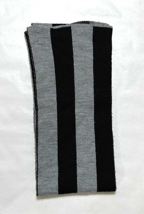 Cachecol Preto e Cinzento