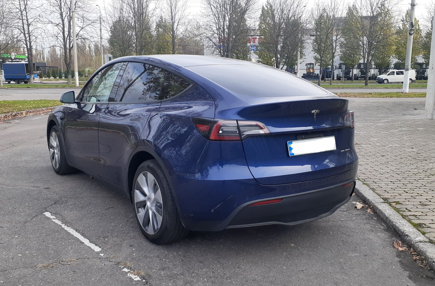 Продаж автомобіля TESLA Model Y