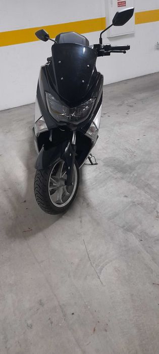Yamaha NMax 125 com 20000km reais comprovados