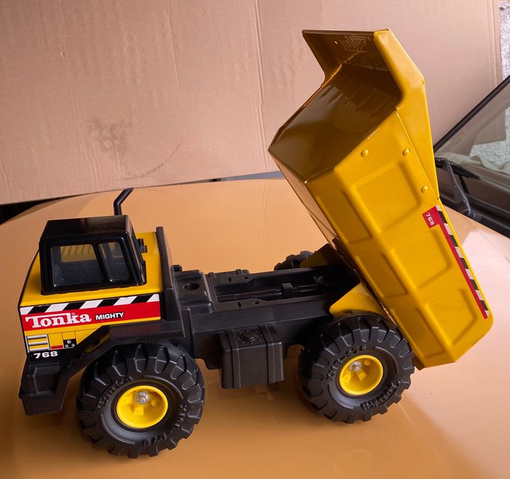 Tonka Mighty camião