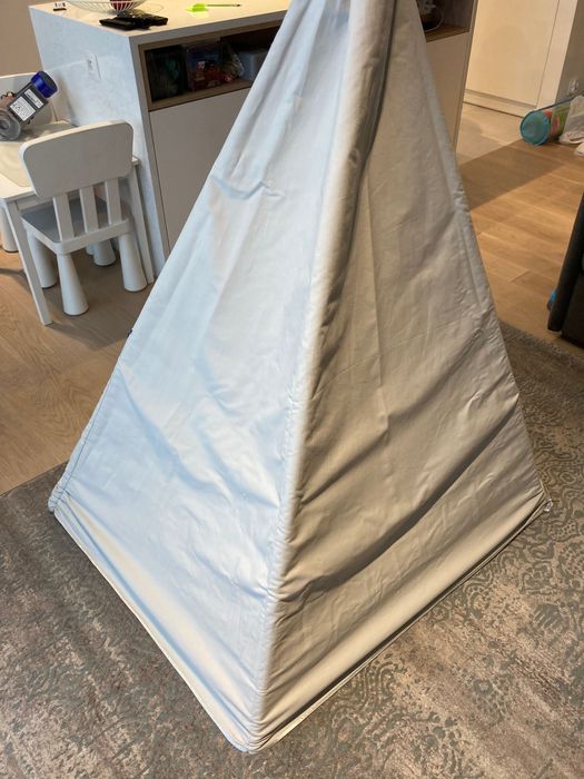 Namiot dla dzieci TIPI WIGWAM szary firmy "Malushki"