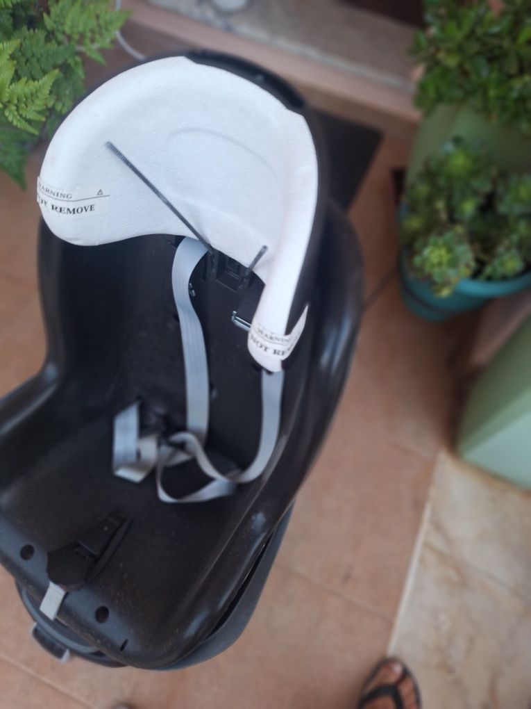 Isofix + ovinho em bom estado