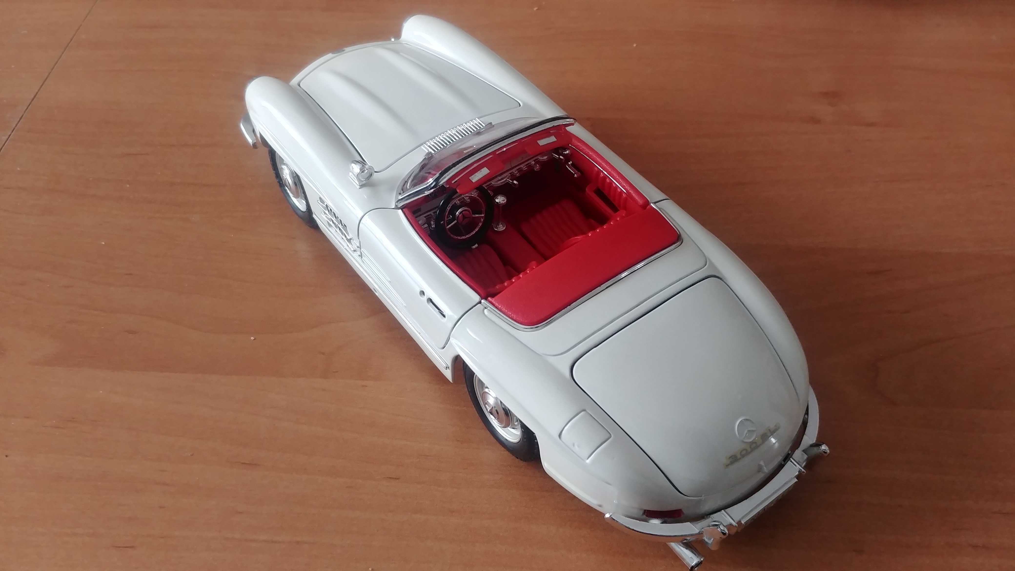 Mercedes 300 SL w skali 1/18 zamiana