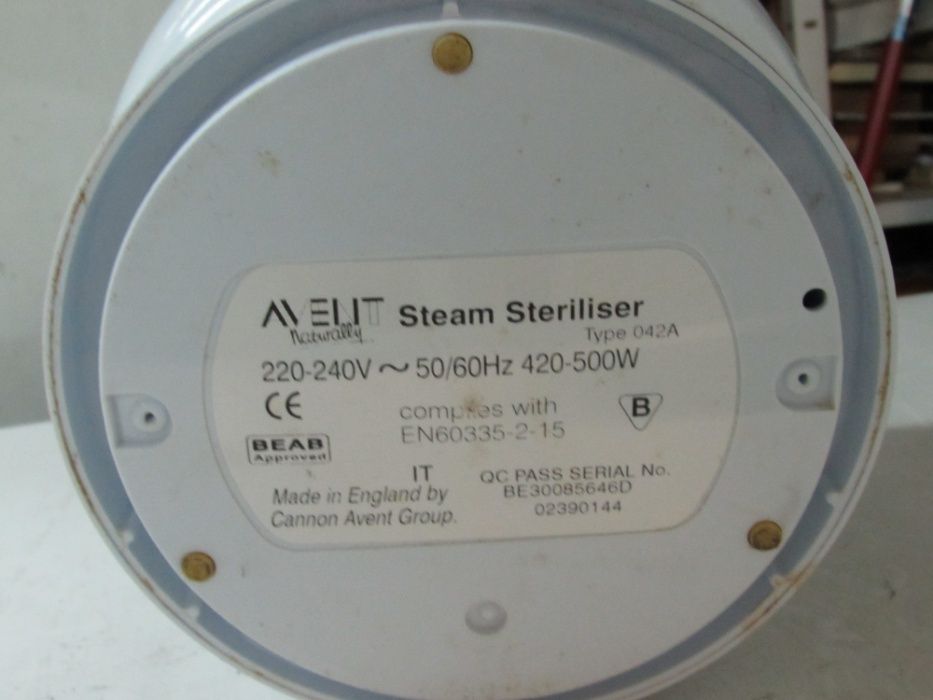 Esterelizador biberons e chuchas Avent