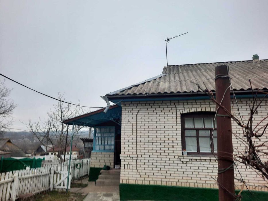 Продається кам'яний будинок у селі Цибулівка