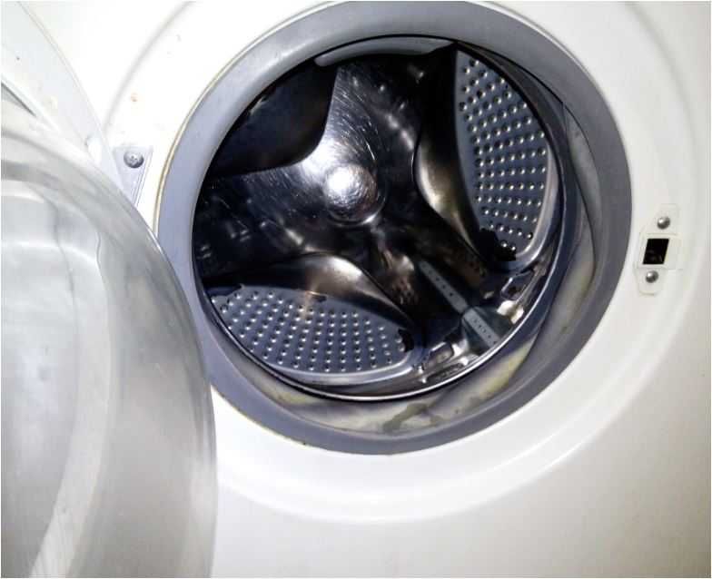 Пральна машина. Робоча. Недорого.