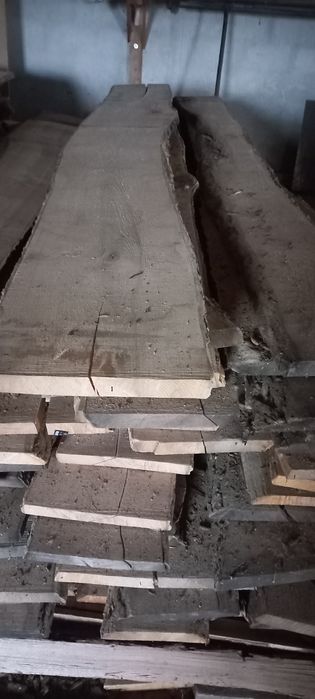 Суха необрізна дошка