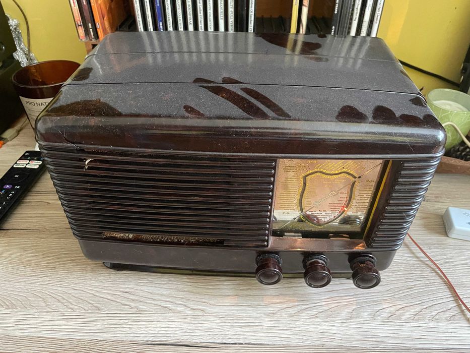 Radioodbiornik francuski Sonora Excelence 2 1946 r. sprawny