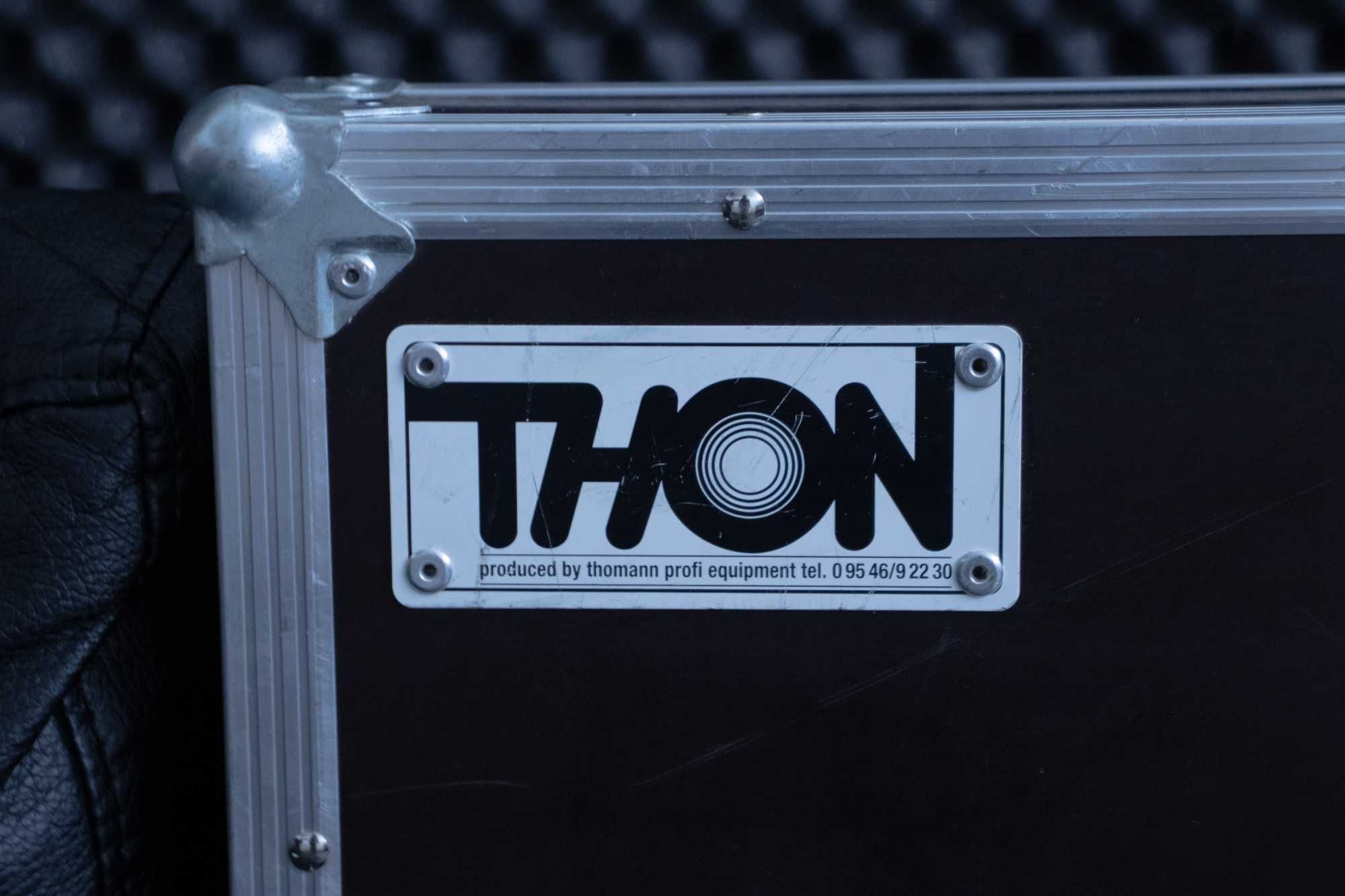 Headrush Pedalboard + Thon Case