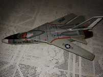 Brinquedo antigo em chapa