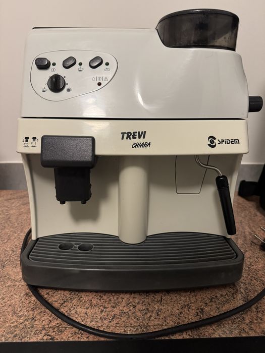 Кавомашина Trevi Chiara Spidem