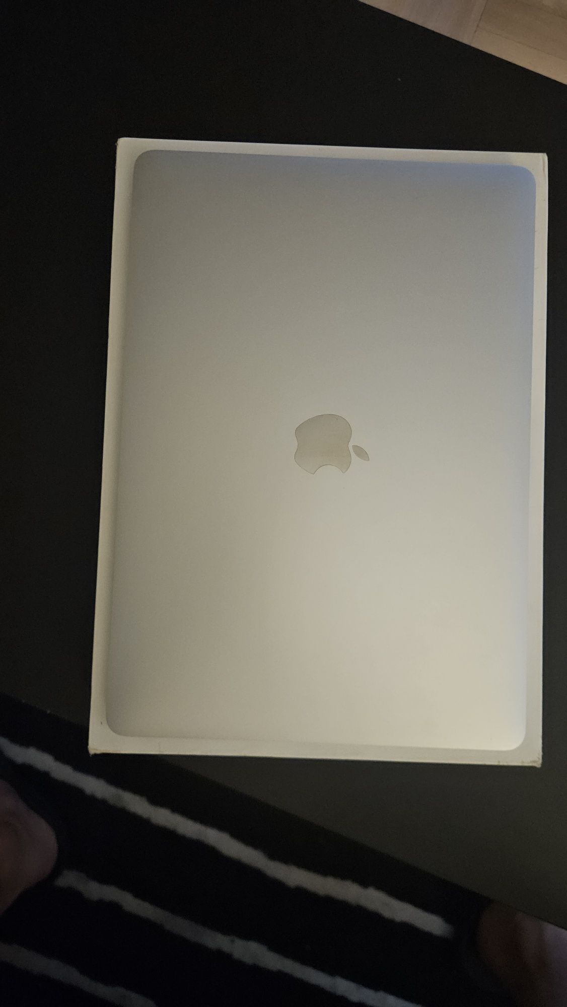 Macbook Pro A1708 i5 8GB RAM
