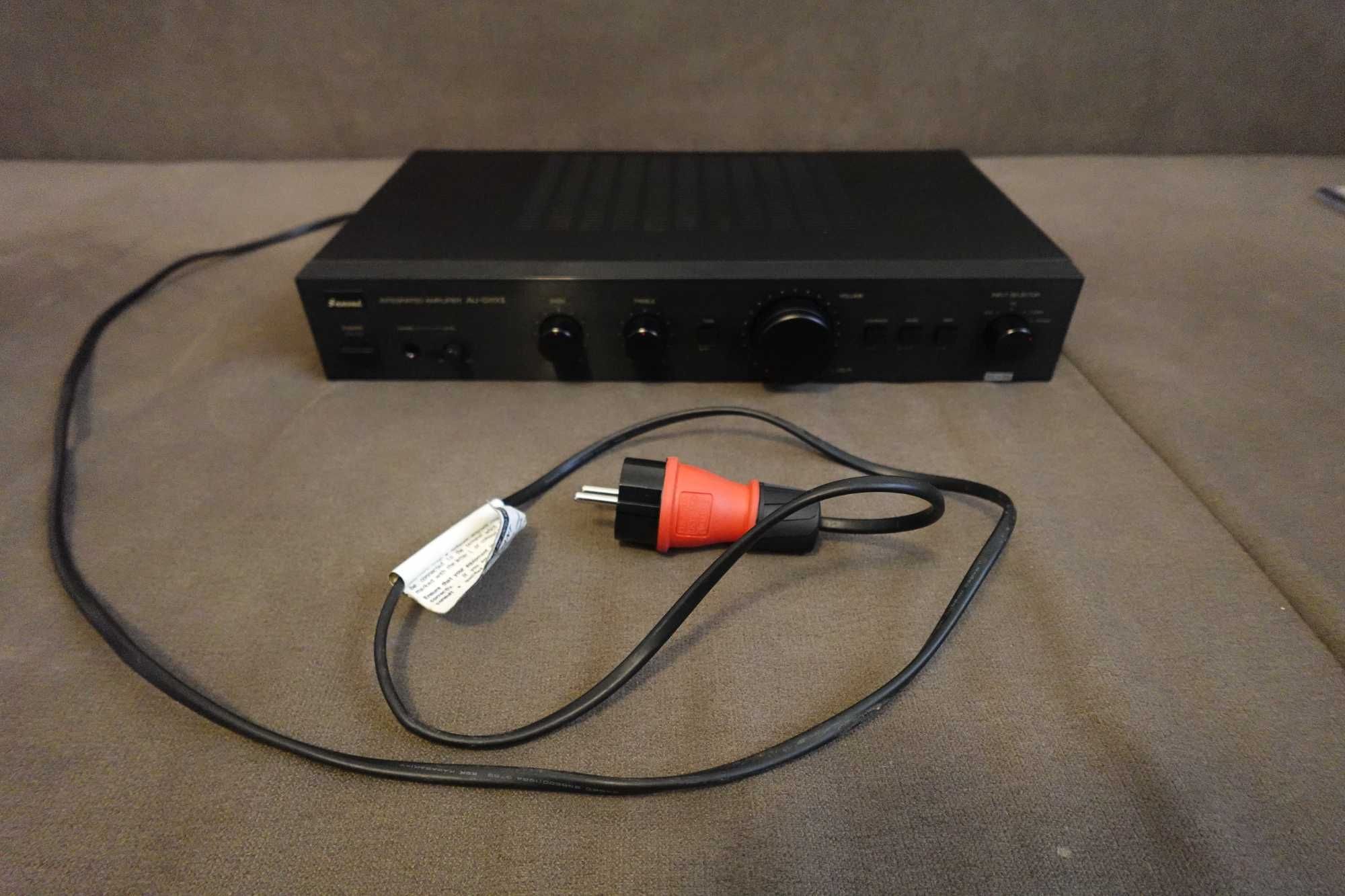 Підсилювач Sansui AU-G11XII 220V 2x25 W Made in Japan in 1985.