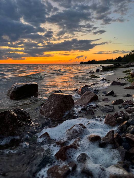 22 сот біля канала з рибою газ в 5 метрах до столиці 25км біля моря