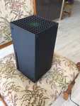 Sprzedam konsolę Xbox series x