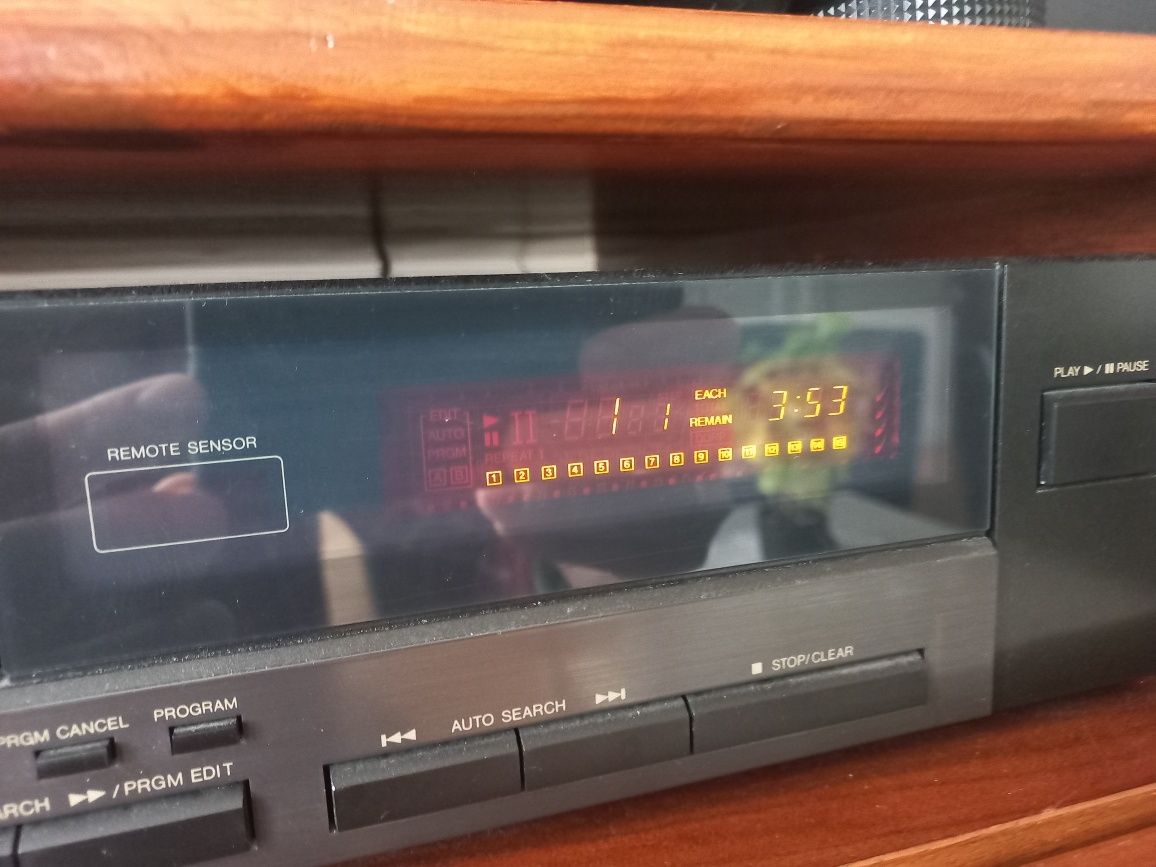 JVC odtwarzacz CD JVC xl-v221