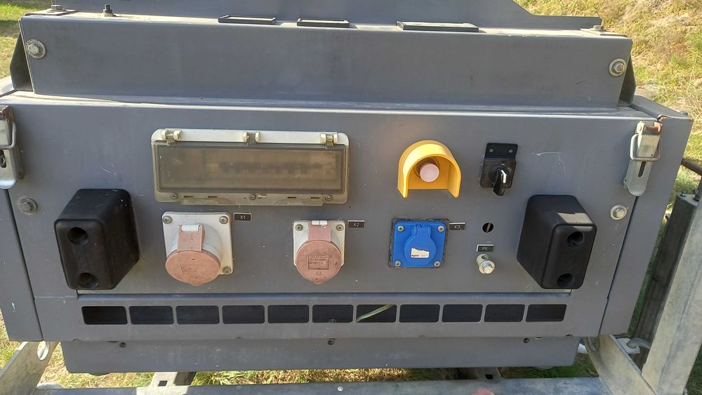agregat prądotwórczy generator maszt atlas copco qax 20