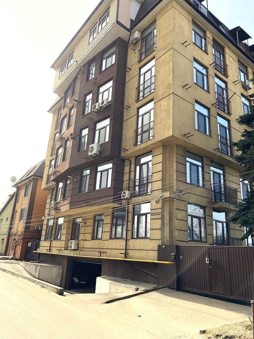 Продам 4-х комнатную квартиру в клубном доме (с авторским дизайном)