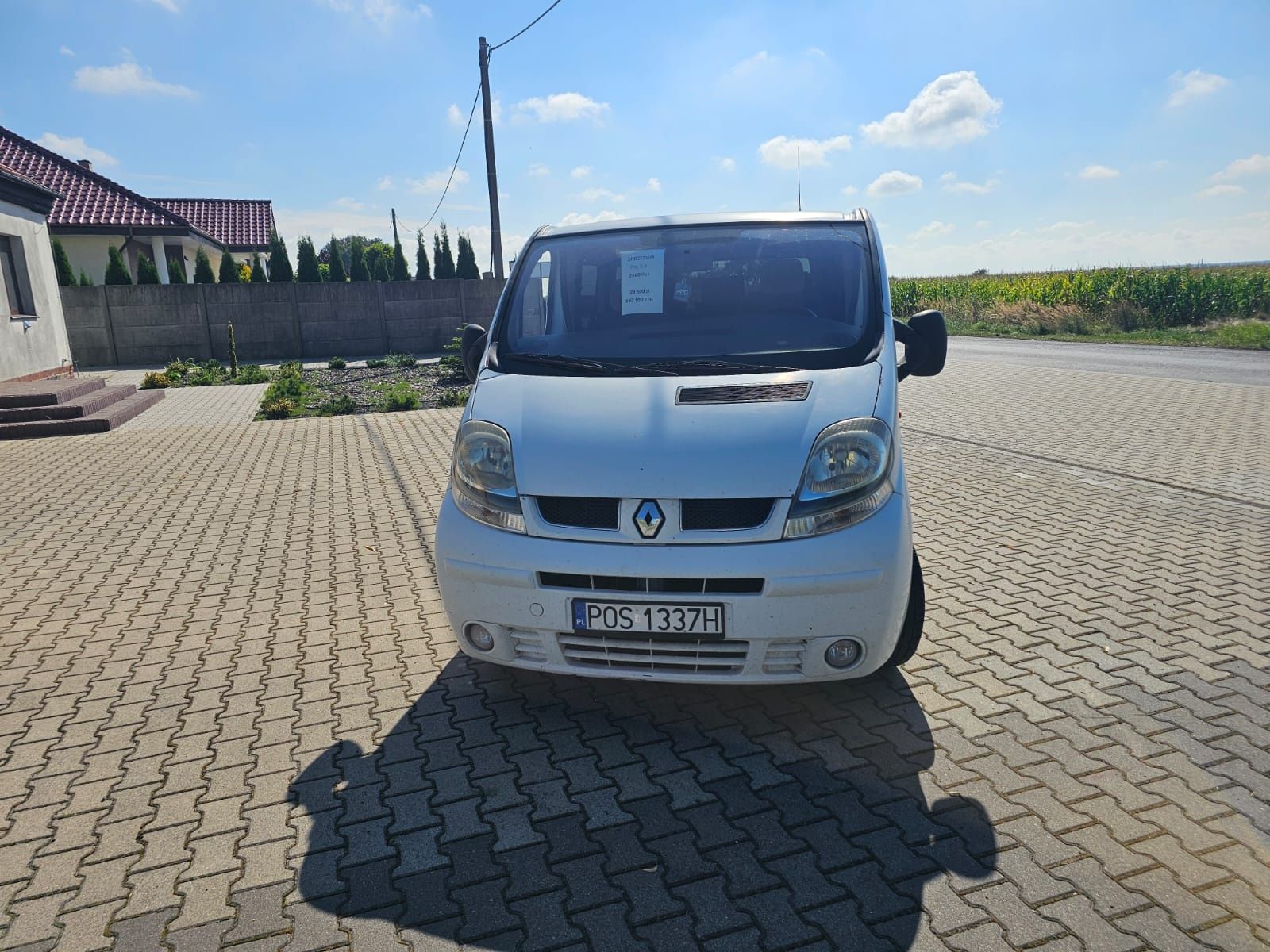 Samochód bus trafic