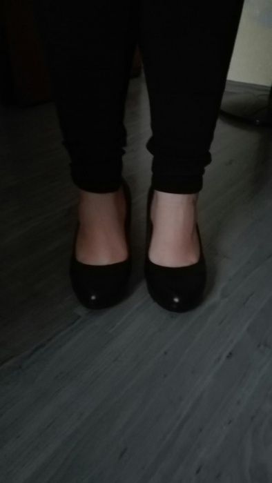 Czarne szpilki damskie