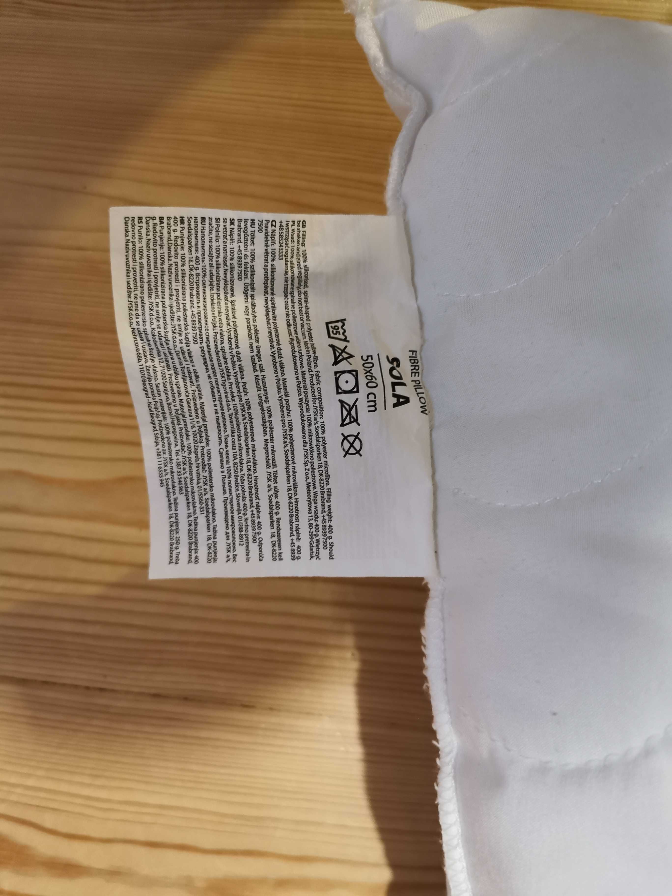 Zestaw kołdra 90x130 + poduszka 50x60 + 1 komplety pościeli