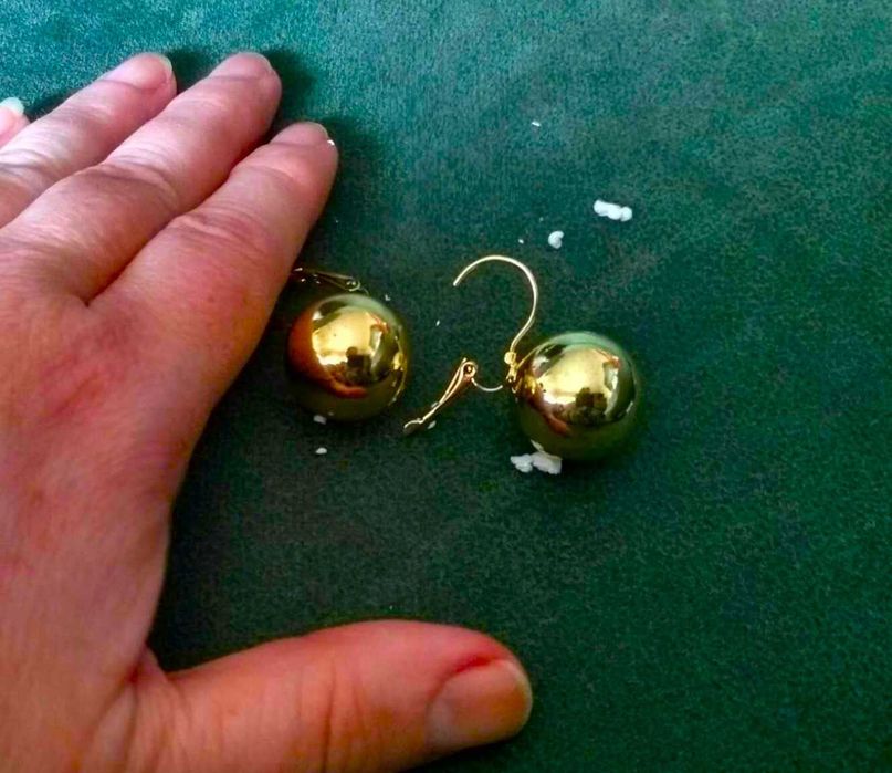 Brincos Aço Dourado Trevo Pendente NOVO - Saldo