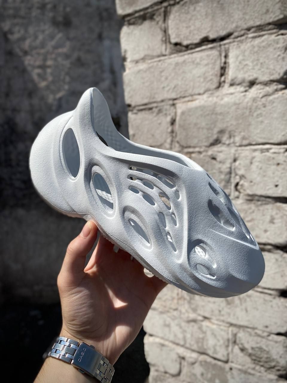 Жіночі літні кросівки Yeezy Foam Runner white (no logo) піна шльопанці