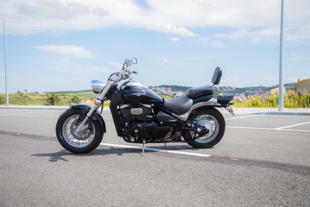 Suzuki Intruder 800