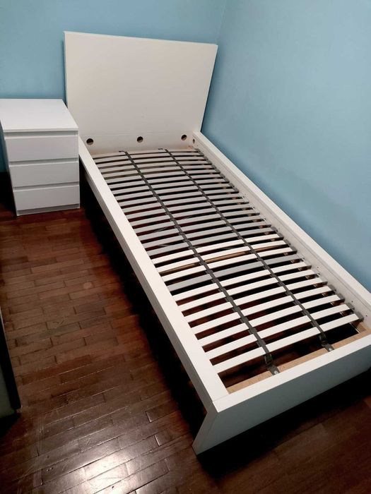 Vendo cama de solteiro 90x200