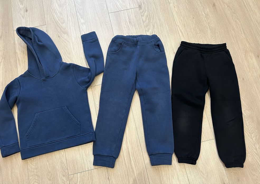 Флисовый костюм и штаны на флисе.122-128 см.5-6 лет