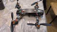dron DIY cztery silniki