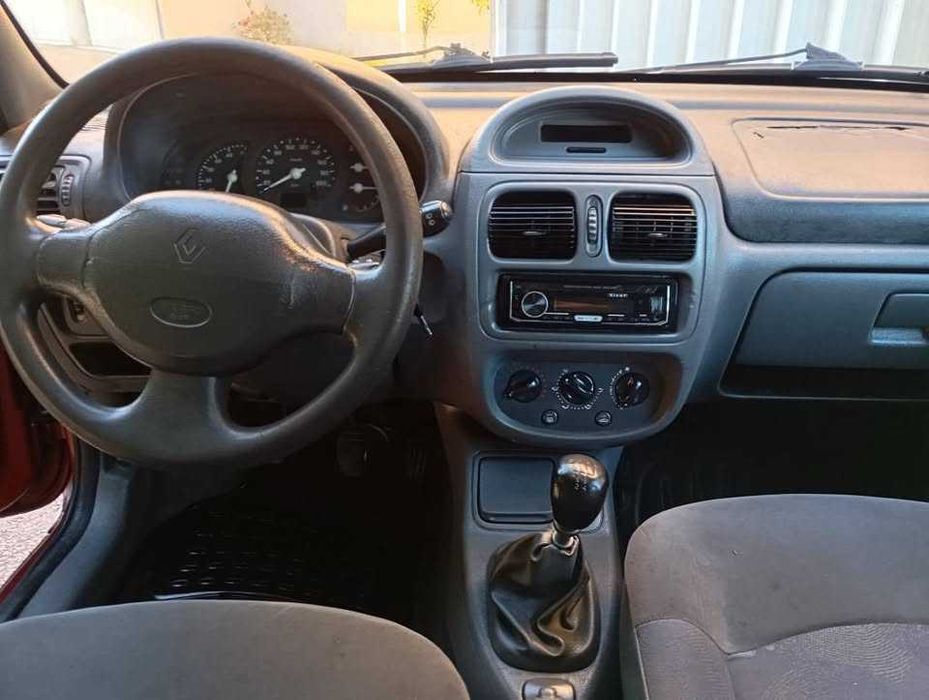 Renault Clio RXE