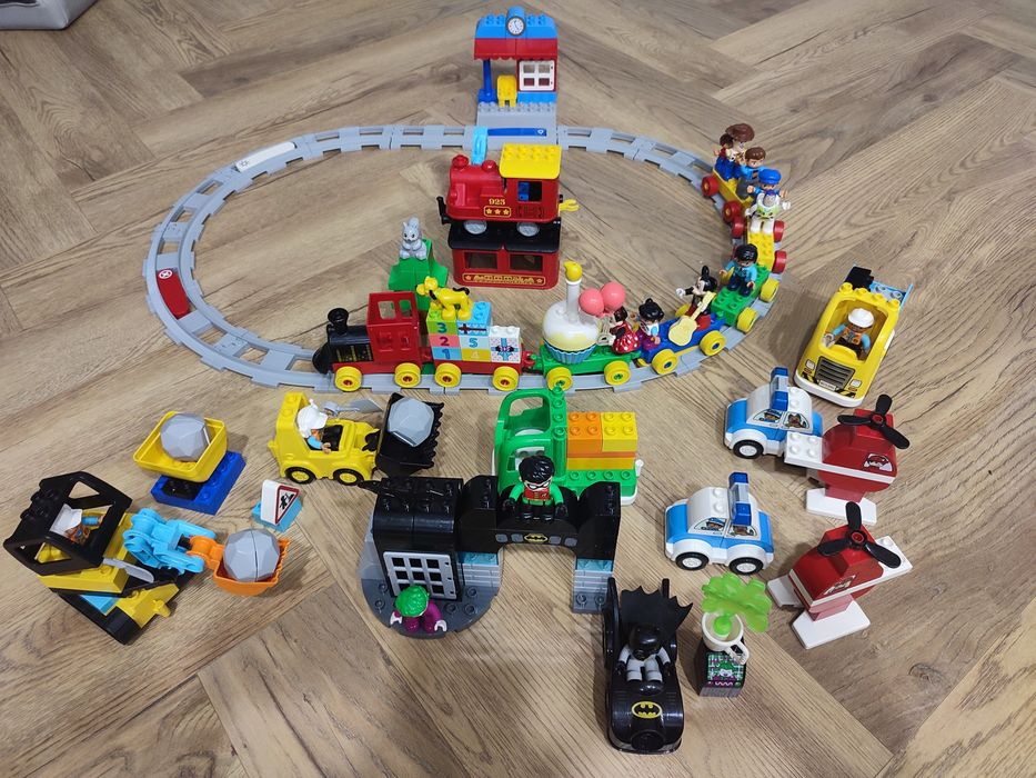 Набори лего дупло