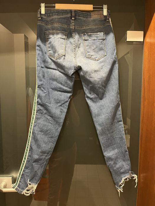 Damskie jeansy z lampasami Zara