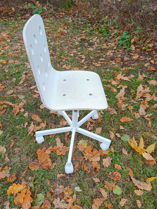 Krzesło obrotowe IKEA SNILLE białe
