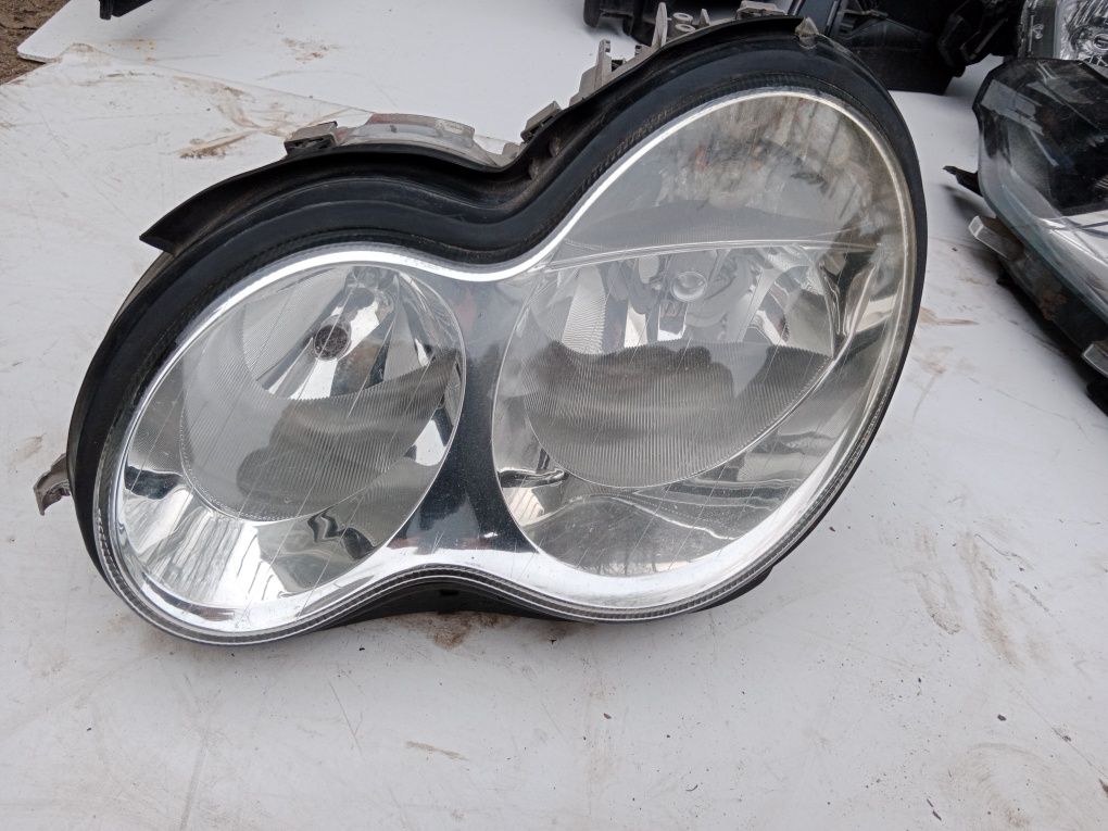 Mercedes W203 lift lampa przód lewa